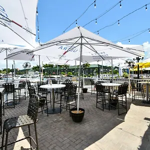  Aparthotel Remodeled, Huge Pool, Tiki Bar & Grill, Quiet United States